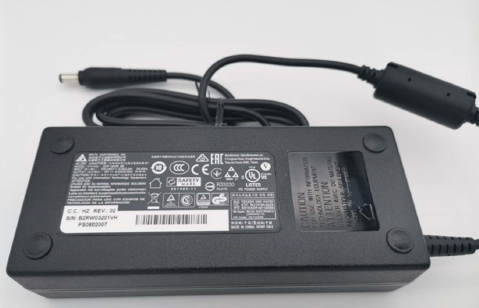 19V 6.32A 120W ADP-120RH Delta AC DC power charger