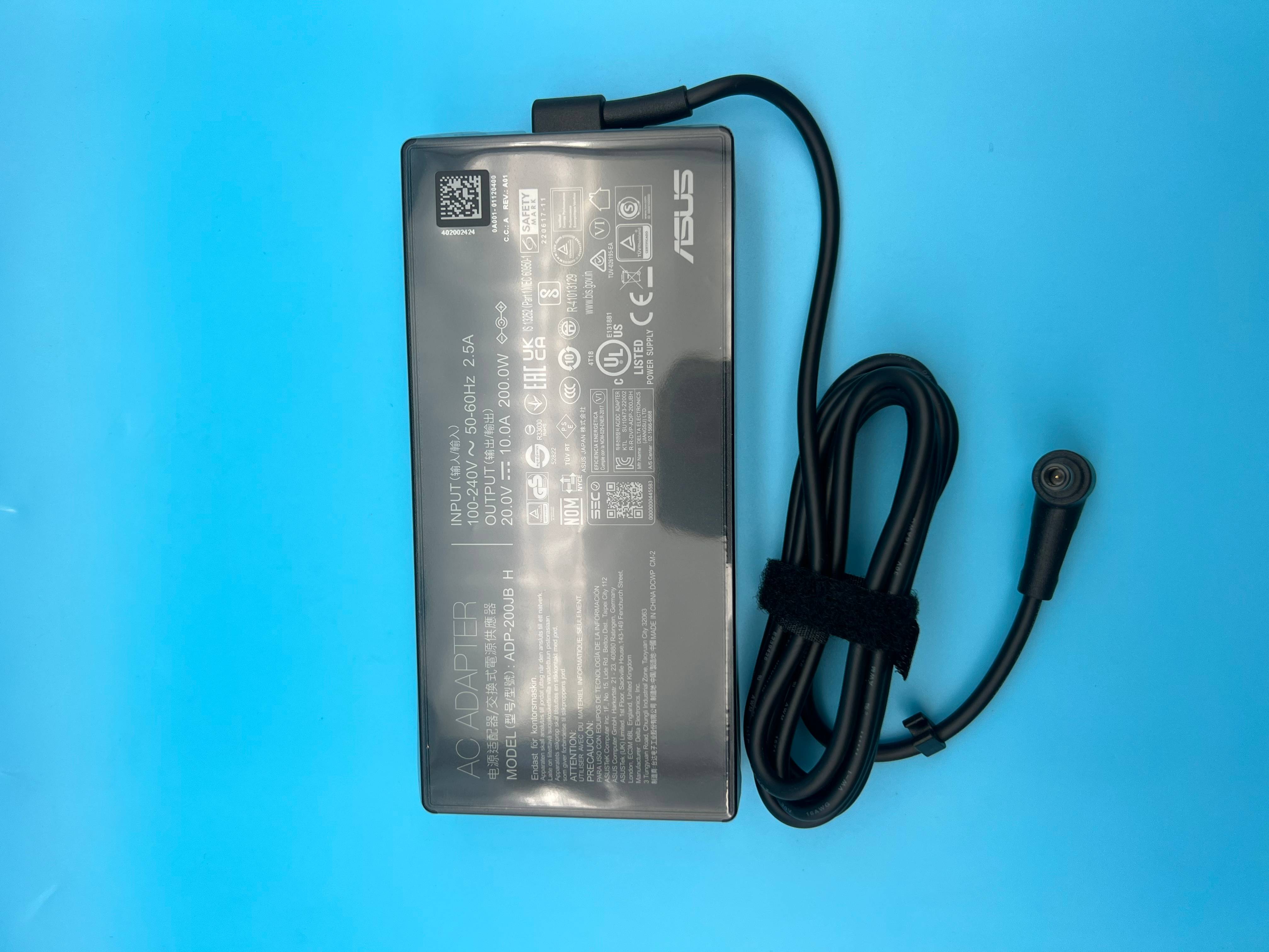 Asus 20V ADP-200JB universal laptop adapter power charger supply コンピュータ電源アダプタ  컴퓨터 전원 어댑터  